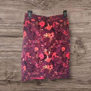 Loft Women’s Floral Pencil Skirt – Size 8